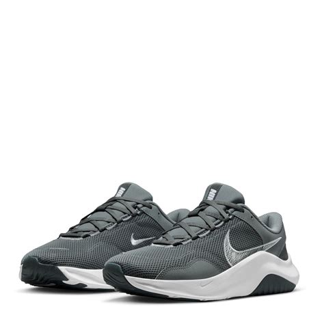 men's Nike legend shoes